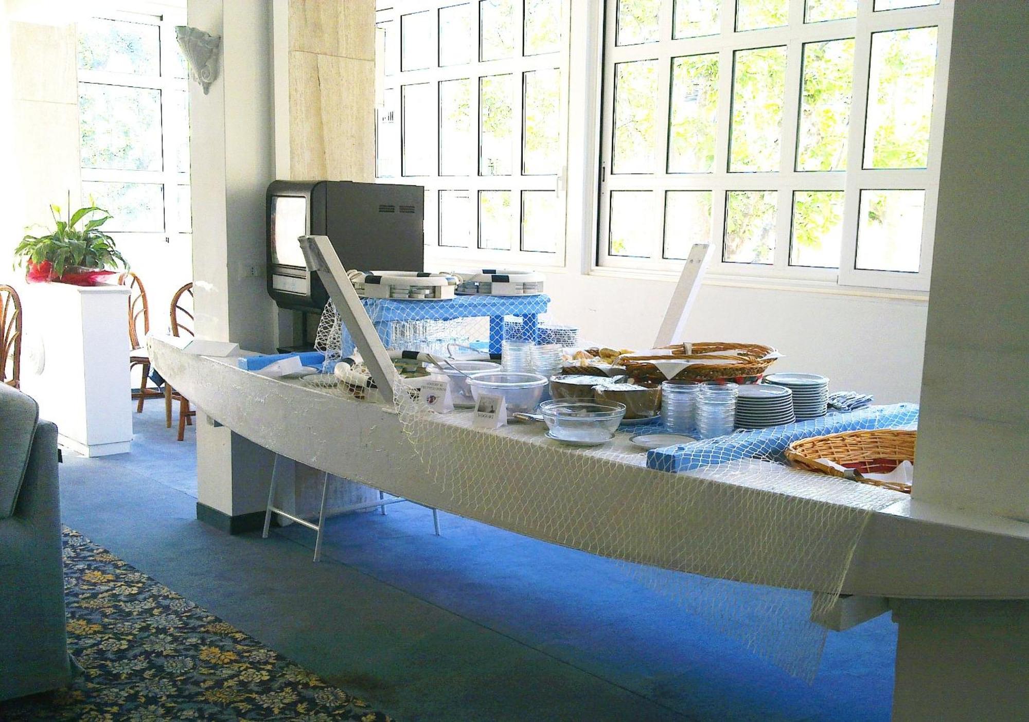 Hotel Maremonti Gabicce Mare Εστιατόριο φωτογραφία